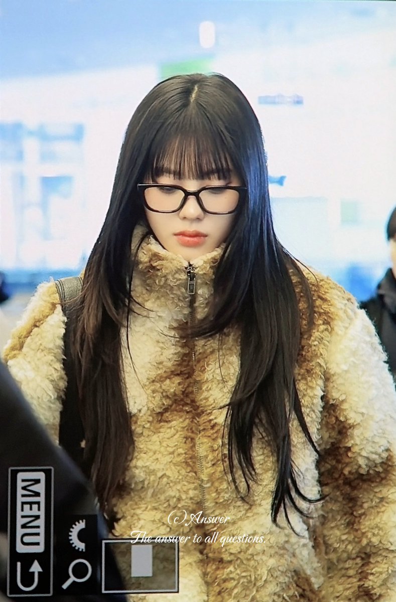 𝑨𝒏𝒔𝒘𝒆𝒓 tweet media