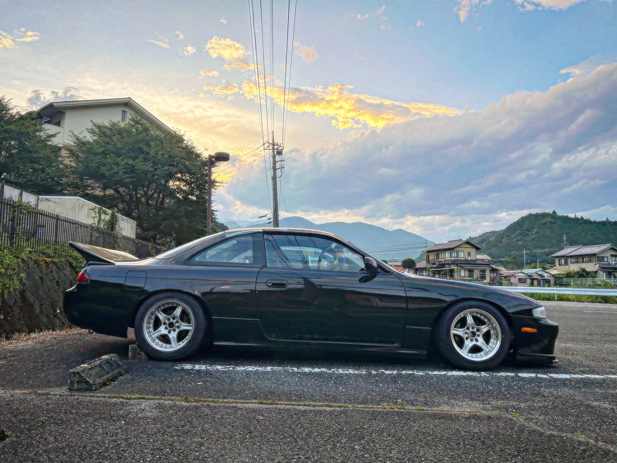 Jyu_go9's tweet photo. #仕様パクられる心配がない車乗りの会
まず圭オフバンパー持ってる人がほぼおらん笑
デモキャン復刻でたしwave羽もちょくちょくいるけど🤔 https://t.co/l7uSZfWfHE