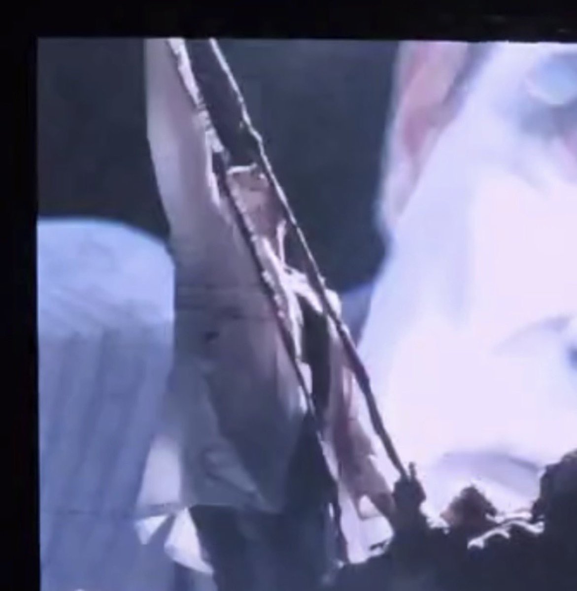 gorebugs's tweet image. Dude gerard licked it i think HELLO #mcrchile2