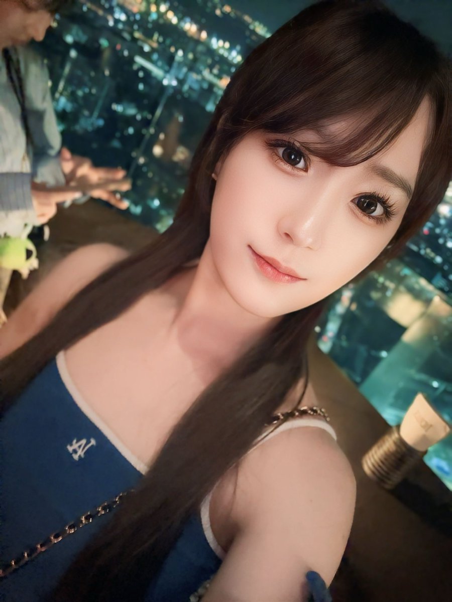 thgl_rin's tweet image. ロングも可愛いでしょ