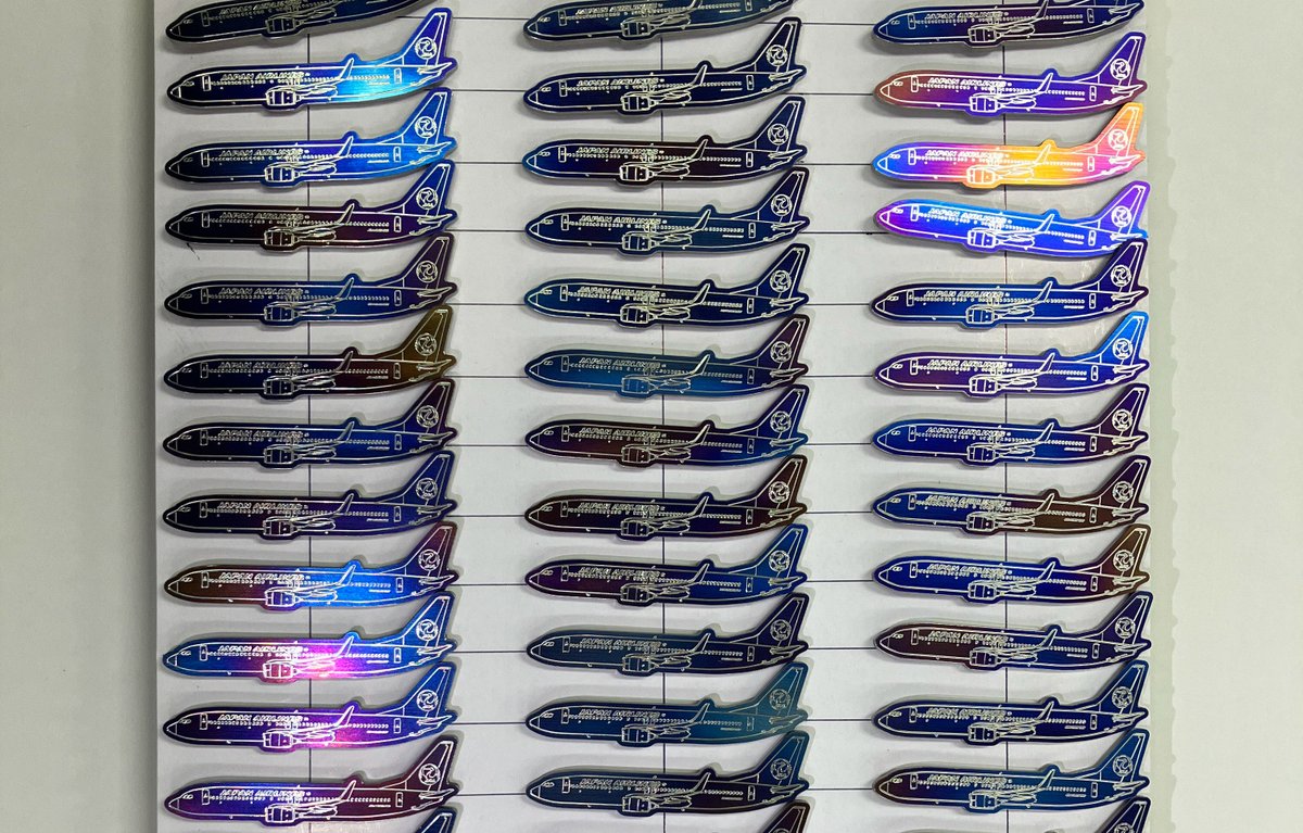 本日受付開始‼️ ╰━v━━━━╯ #JAL 整備士が作った限定アイテム