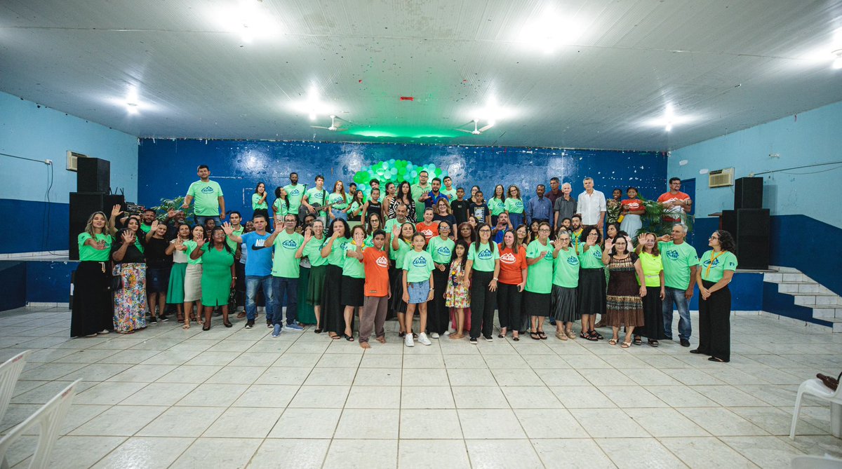 AdventistasARF's tweet photo. A Caravana Calebe chegou a São Francisco em uma noite marcada por louvor, entrega e decisões ao batismo. 🙌

Mais uma igreja celebrando o mover de Deus e os frutos da missão que segue avançando por todo o território. 🖐️💚 https://t.co/na1NACBtuB