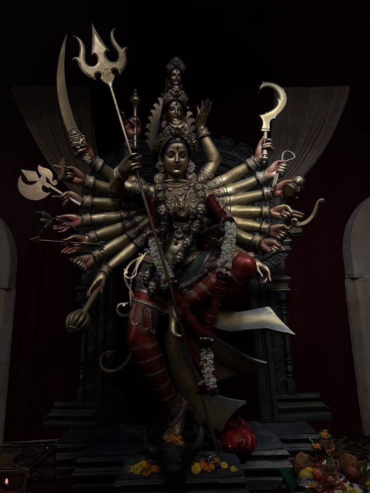 iRichaAwasthi's tweet photo. Rise And Face Every Challenge Fearlessly 

Jai Maa Durga 🙏🌸 https://t.co/nB8hdKeqrk