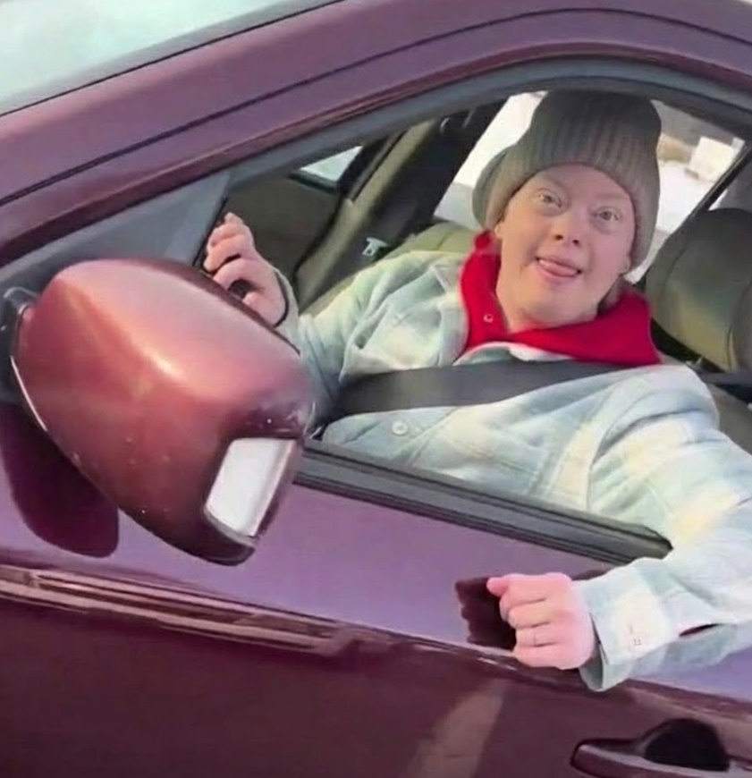 Aliathewhite's tweet image. 