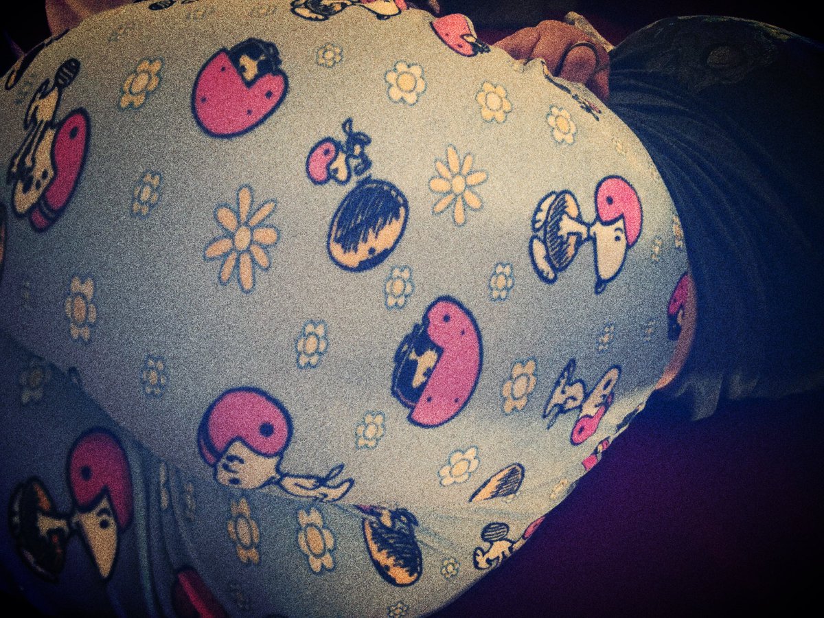 scycult's tweet photo. Small booties matter, right? https://t.co/98qiehhc2H