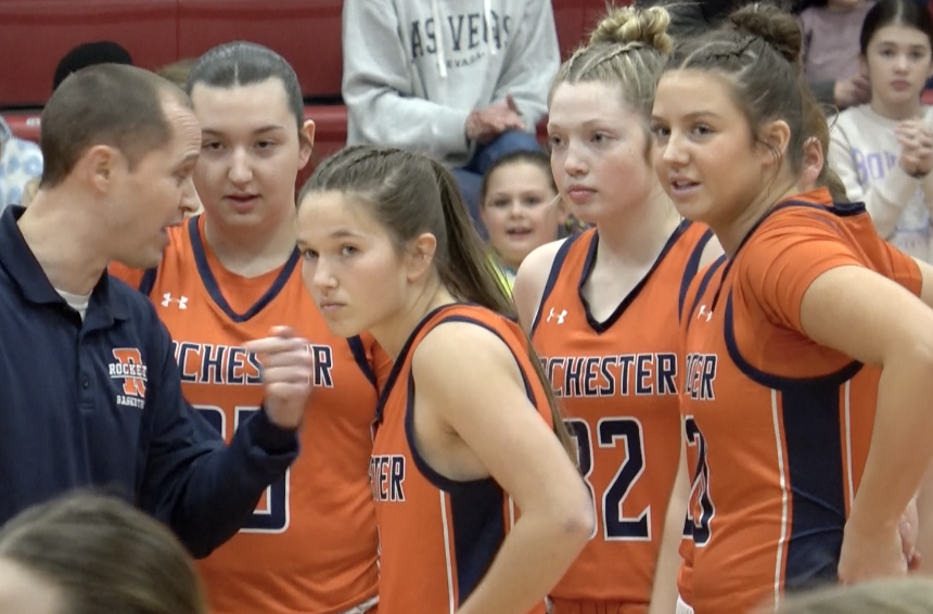Channel1450com's tweet photo. The #2 ranked team in 2A improved to 20-1 with a running clock win over Rochester.

Highlights from Pleasant Plains vs the Rockets here:
https://t.co/RPbZwE99R4 https://t.co/CdOq41Fxr0