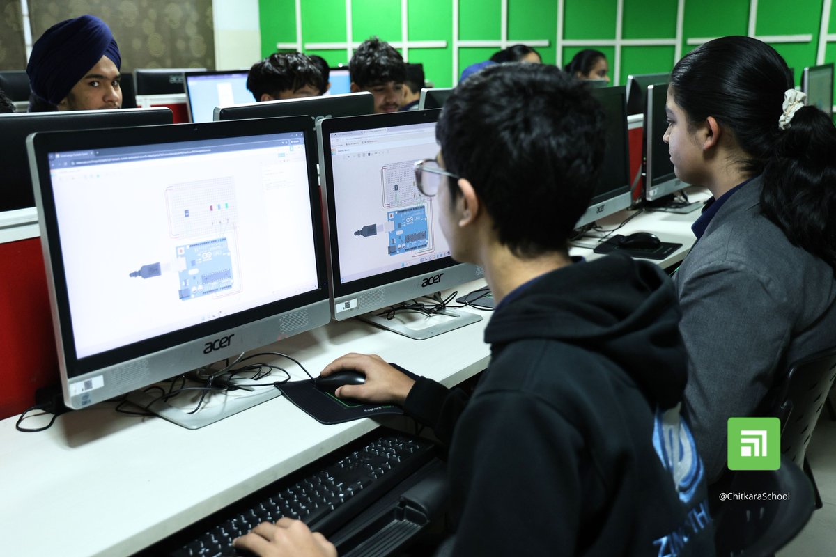 Chitkara International School students explore temperature monitoring through Arduino-Based innovation at the Atal Tinkering Lab

#CIS #ChitkaraInternationalSchool #ChitkaraSchool #Lab #Technology #AIMtoInnovate #Android #Introduction #Student #Coding #Robotics #Learning