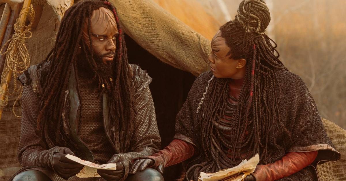 Polygon's tweet image. 59 years later, Starfleet Academy just reimagined Klingons as polyamorous refugees polygon.com/starfleet-acad…