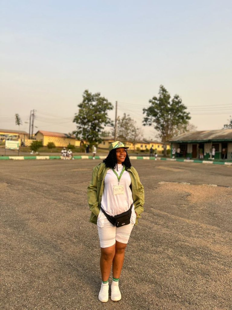 nysckits_show's tweet image. NYSC Orientation Camp 2026 Batch A1 — one week down! 💪
That feeling,When your NYSC kit fits differently!😌💚
PCMs repping Shorkan Chaplet live from camp 🇳🇬

Corper weee!🥰
#corper #2026batchastream1 #batcha #2026 #fyp #viral #orientationcamp #nysc #nigeria