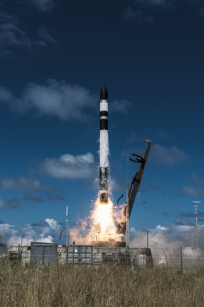 RevesdEspace's tweet image. 🚀 Mission "Bridging The Swarm" réussie pour #Electron qui a placé sur orbite le satellite d'observation sud-coréen NeonSat-1A le a nuit dernière 
📷 Rocket Lab