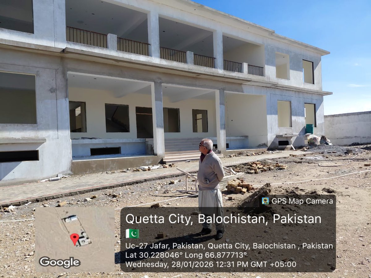 BalochistanCmit's tweet photo. Installation of HT LT Poles &amp; 50 KVA, 100 KVA Transformers For Kuchlak Aghberg, Noshar, Chashma Achozai, Baleli Phase -I Quetta https://t.co/ScsI6YZlHe