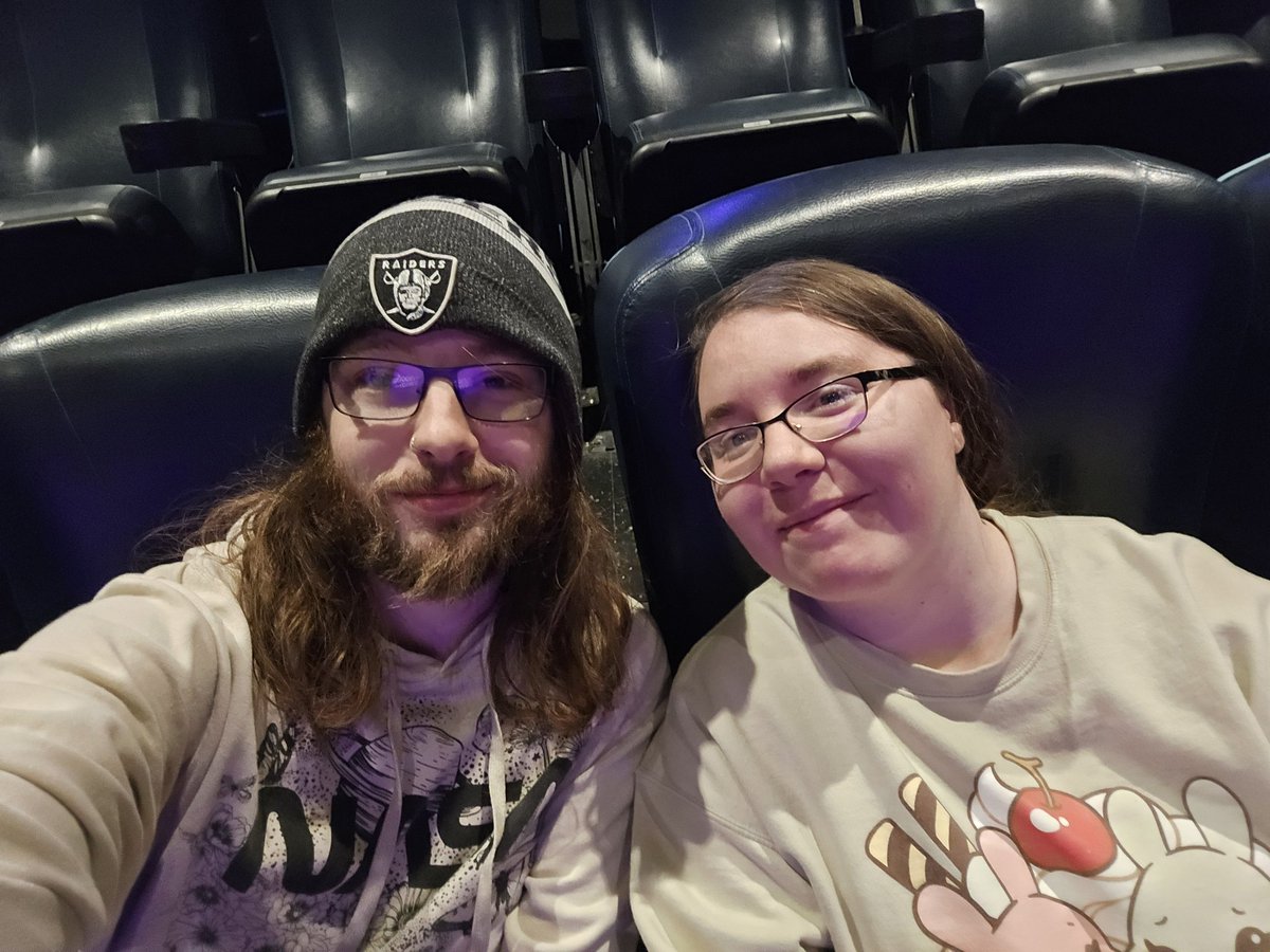 Kbake7594's tweet photo. A much needed date, and a very awesome movie. I had no idea what to expect and was still blown away. Would definitely watch again and want to play the game now. #IronLungMovie @markiplier @DUSKdev https://t.co/RlKiPMWtjI