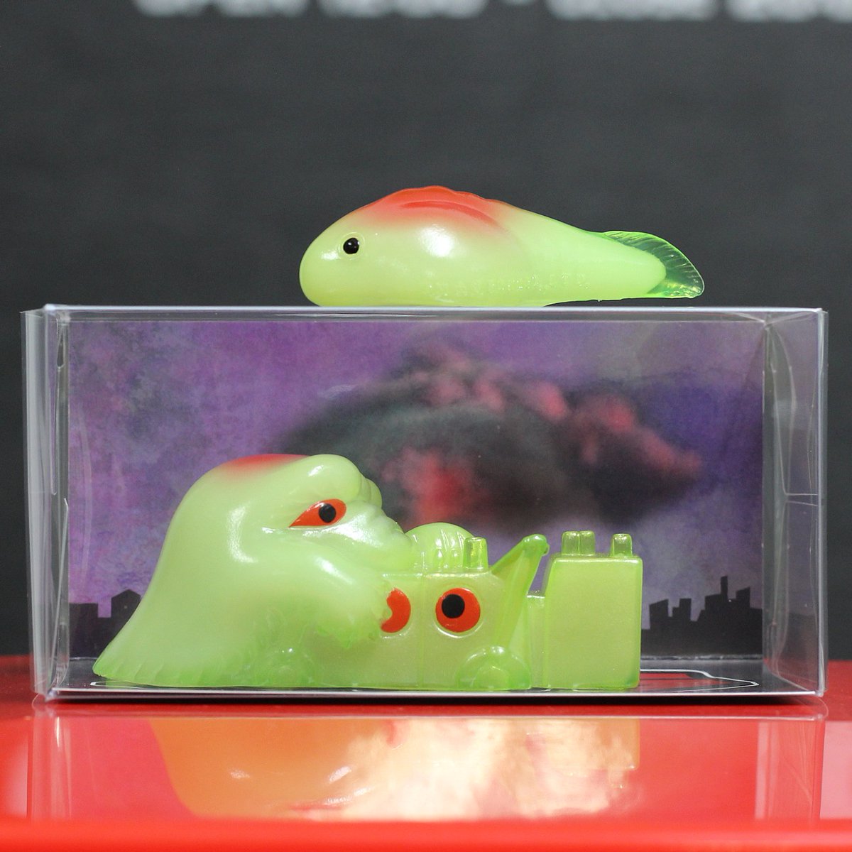 ワンフェス 当日版権 ヘドラ劇中アニメ版と公害工場 ＋ ヘドラ幼体