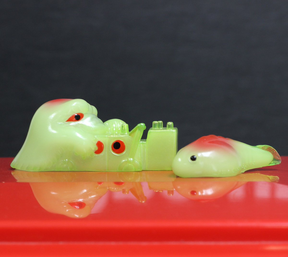 ヘドラ One up ワンフェス ソフビ ワンフェス 当日版権 ヘドラ劇中アニメ版と公害工場 ＋ ヘドラ幼体