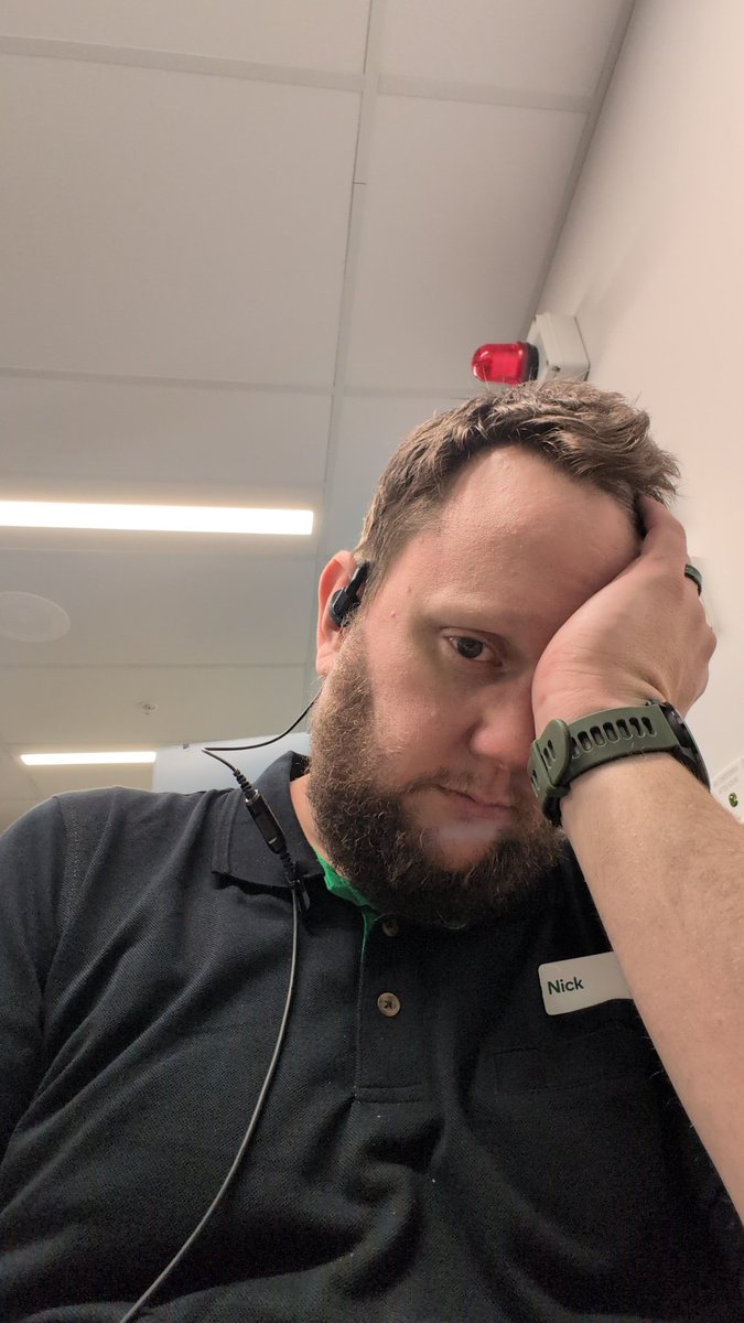 nick3bates's tweet image. In a shitty mood (lady came in and shit herself had to clean it up)