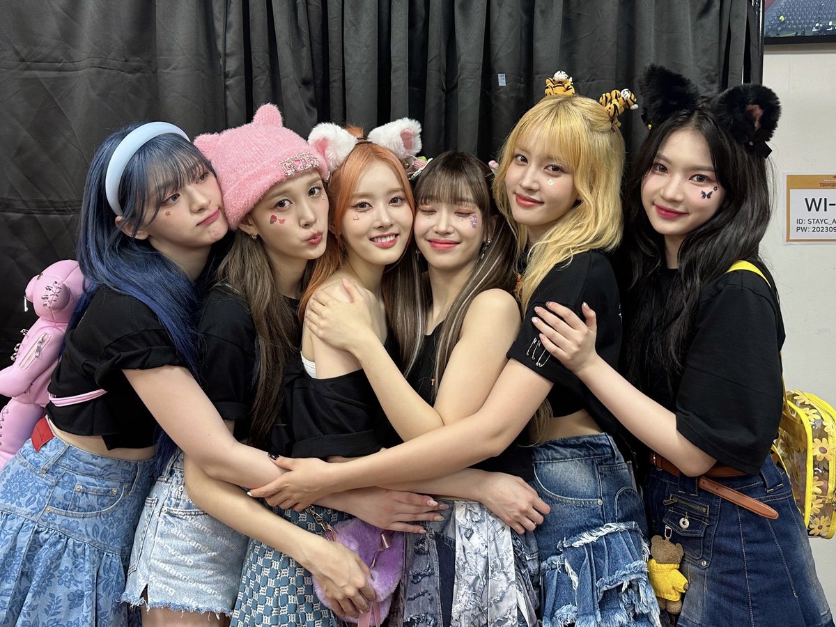 GOINGtayc's tweet image. 인용으로 본인이 특히 좋아하는 
스테이씨 단체 사진 자랑하기 해요
#STAYC #스테이씨