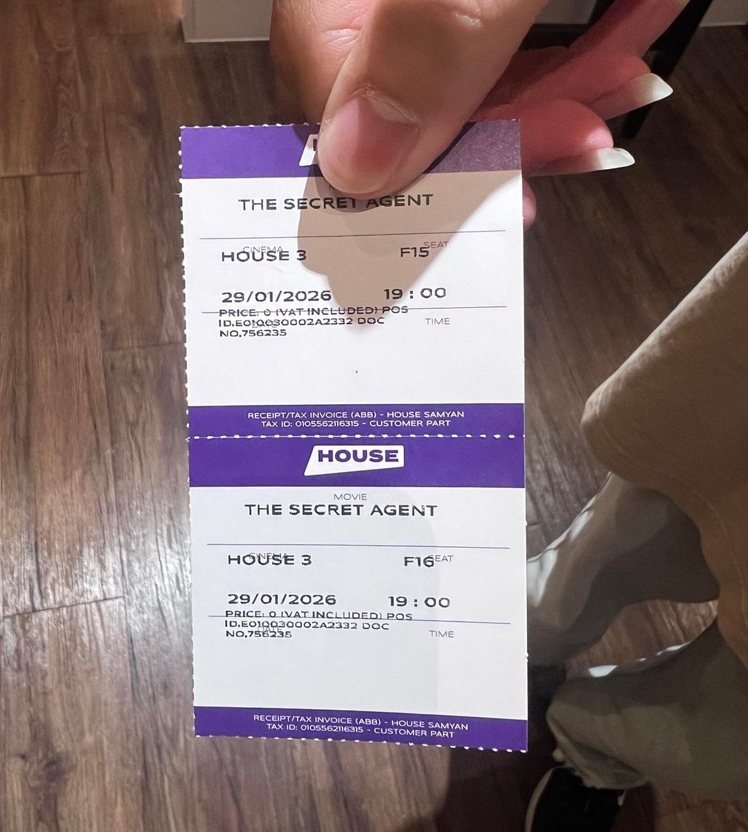 #TheSecretAgent #ประเทศนี้อยู่เฉยๆก็ผิดได้ หนังบราซิลที่สะท้อนสังคมและการเมืองได้เข้มข้น สัมผัสได้ถึงความน่าสะพรึงกลัวของระบอบเผด็จการ ระทึกขวัญและตลกร้าย การแสดงของ Wagner Moura ยอดเยี่ยมมาก ทรงพลังและลึกซึ้งในทุกอารมณ์ งานภาพสวยแปลกตา ดนตรีประกอบทำให้รู้สึกลึกลับดี #movietwit