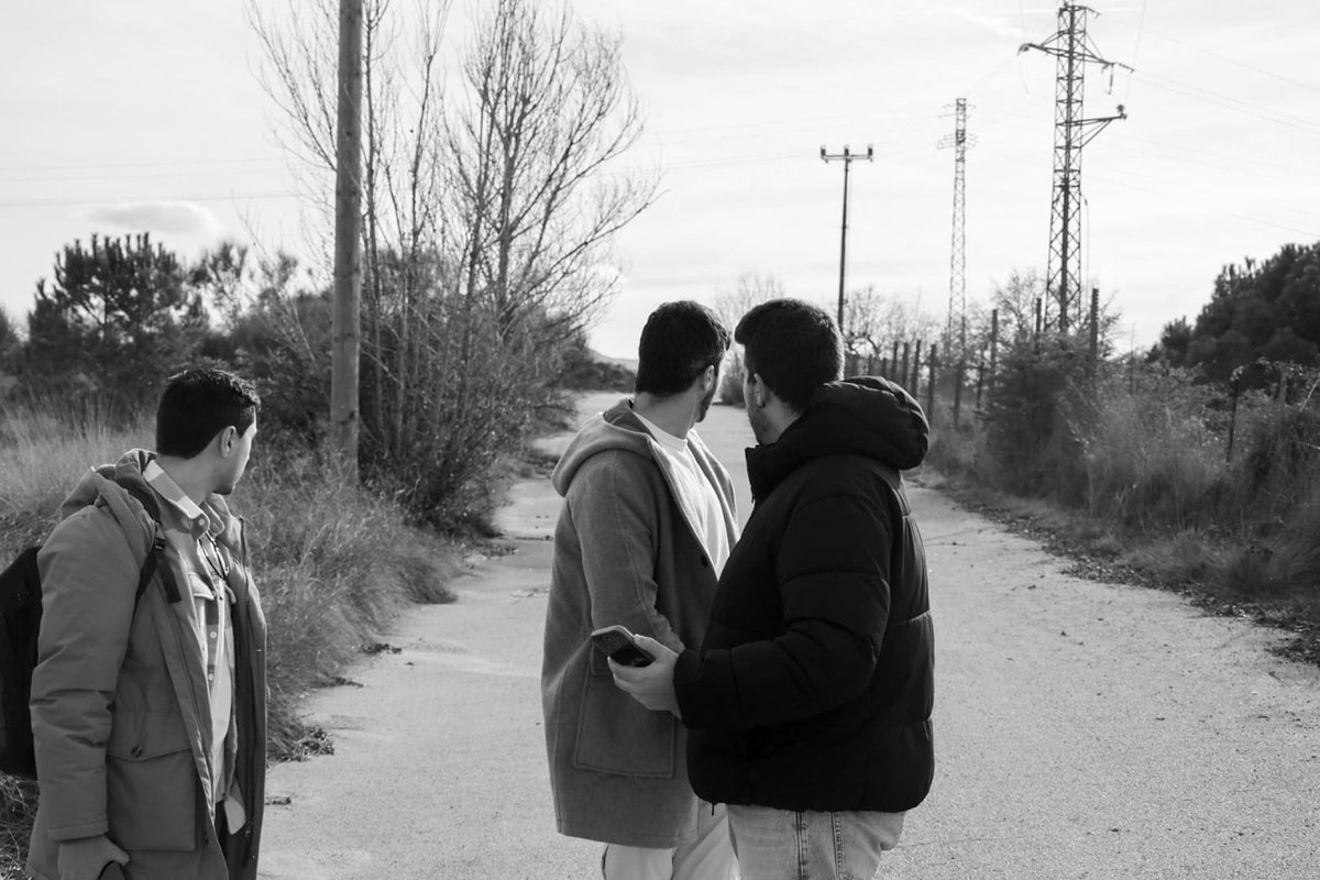 🥲 Hasta aquí mi aventura en los test de Barcelona

Hoy, por desgracia, me toca un largo stint de vuelta a casa para atender otras responsabilidades

Ha sido la semana más absolutamente loca de mi vida:

Hicimos migas con Jon Noble, mostramos al mundo el accidente de Hadjar,