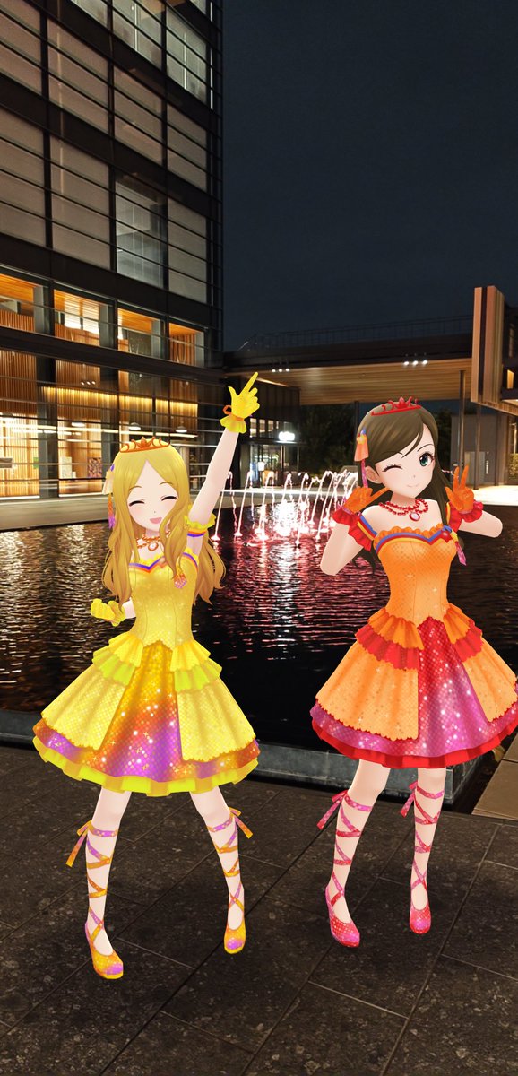 夜の噴水とカラフルドレスの二人組 #望月聖 #衛藤美紗希 #デレスポAR