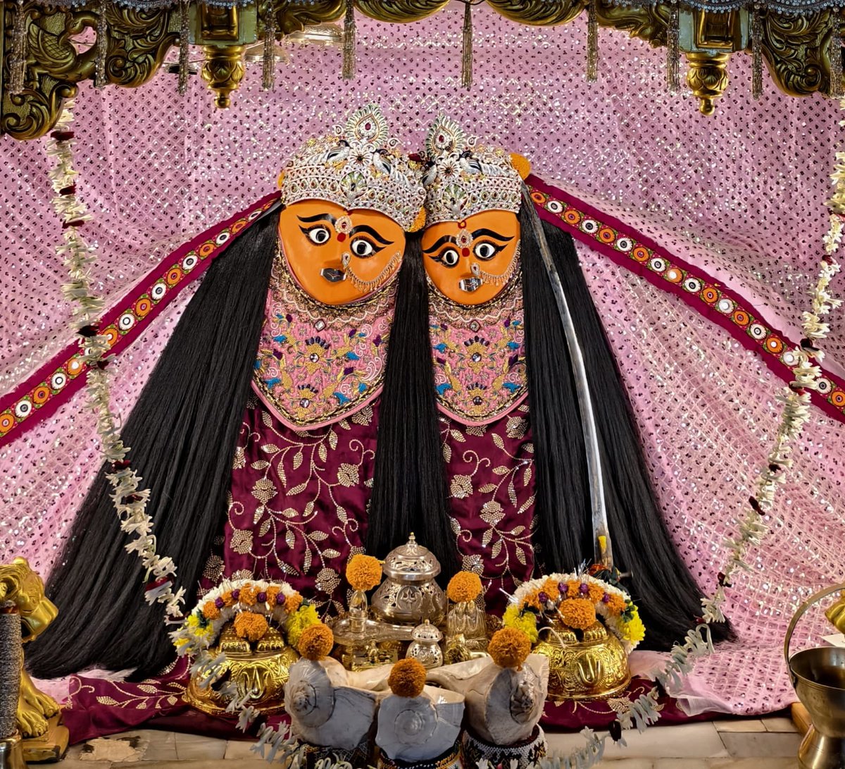 ChotilaTemple's tweet photo. આજના દર્શન 🚩 
મહા સુદ બારસ. શુક્રવાર.
તા. 30/01/2026.
જય માતાજી 🙏🏻 https://t.co/0PAfglvKpx