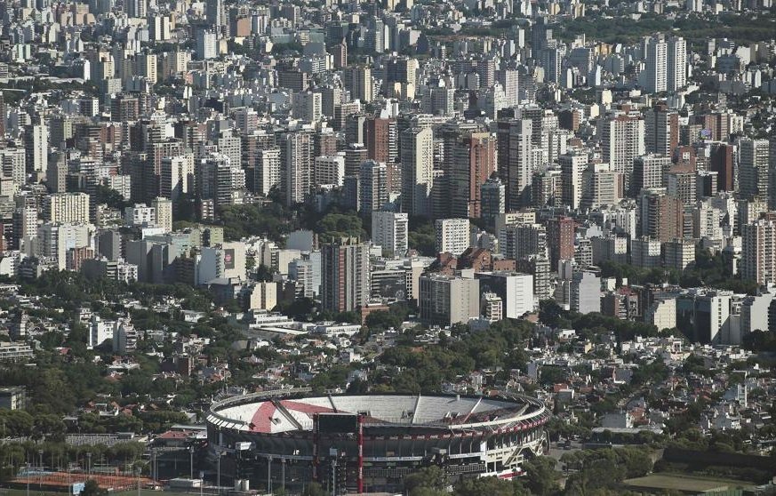 Nadie los obligó a venir. Primero el Monumental, después el barrio.