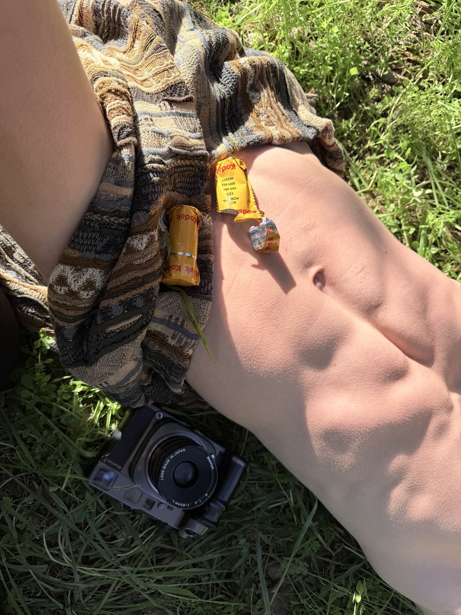 Varanoco's tweet image. What film do you shoot on?