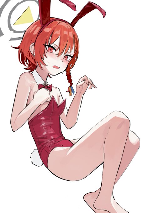 いつみても胸元カパカパで大丈夫かとなる

美甘ネル バニー 