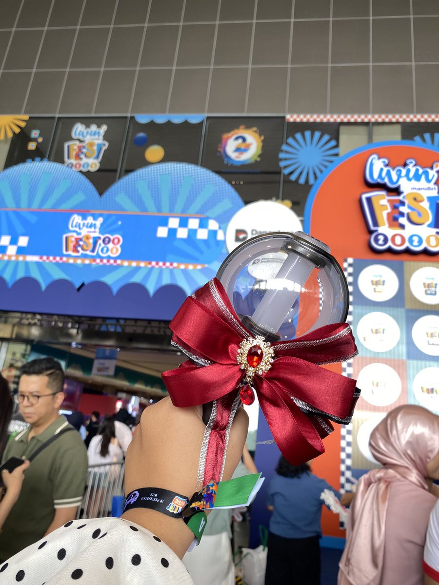 peachetachioo🥃 tweet media