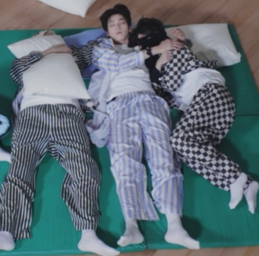 ๋ฌผ์ํ๐ tweet media