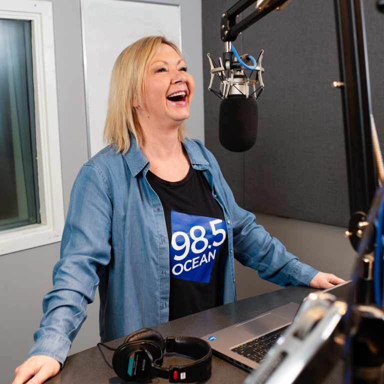 OCEAN 98.5 tweet media