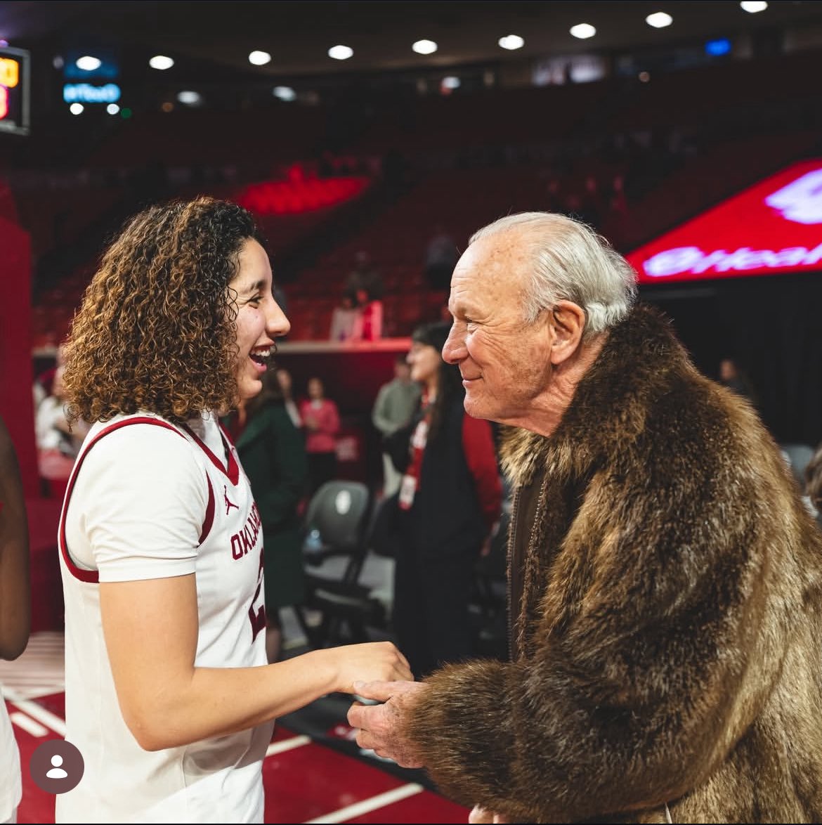 Incredible photo. The King still got it!