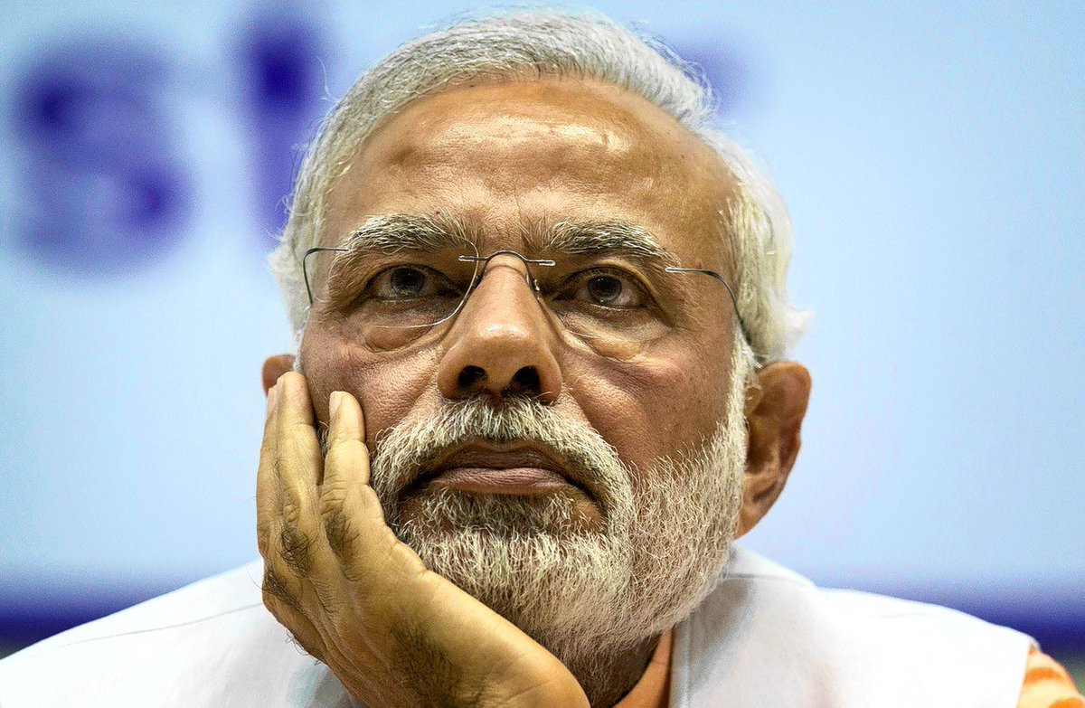 AnindyaDas1's tweet image. Meet Narendra Modi—once sold as the greatest PM for the economy.
Today, the poor can’t even afford gold.
Prices rose slowly earlier; now they’re crushing people.
Comparison with Dr Manmohan Singh? The numbers speak. 😭

#GoldPriceRise #InflationHit
#EconomicReality #ManmohanSingh