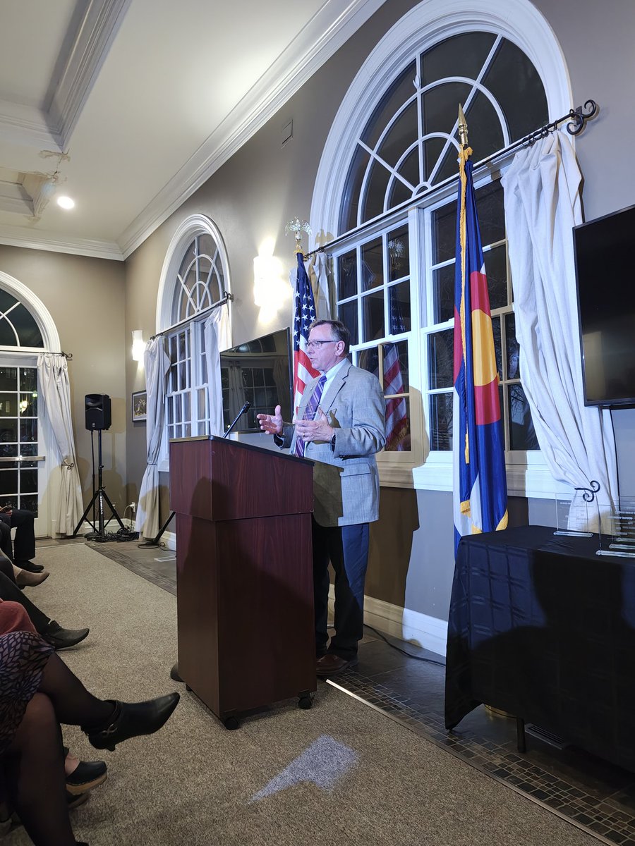 Very busy day today, and a great one from start to finish. I kicked things off at 6:30 a.m. with the Daily Carry podcast in Castle Rock, which I will be posting tomorrow for those who have not seen it yet. It was an excellent conversation and a chance for people to get to know me