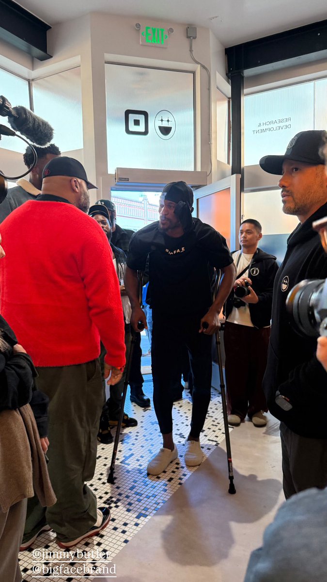 JSquared tweet media