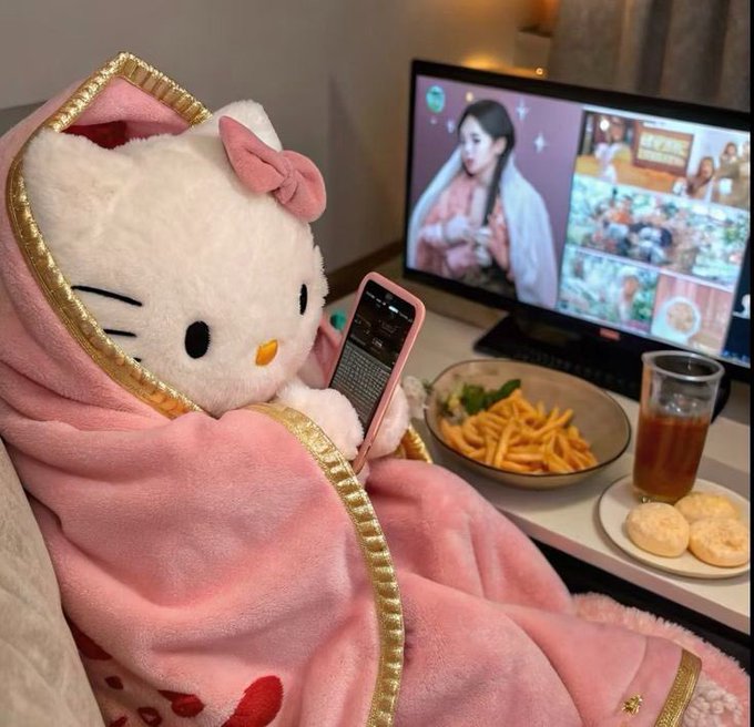 это я сижу жду когда братишки бантан соньёндан уже начнут наводить суету и дадут нам что-нибудь про #BTS_Arirang