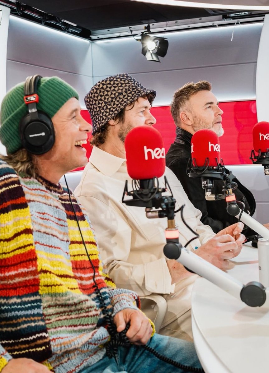 TakeThatFanBase's tweet photo. #Netflix #documentary #lastfewdays #pics @GaryBarlow
#HowardDonald
https://t.co/eYby6AaDbU https://t.co/xcE3jmRmOu
