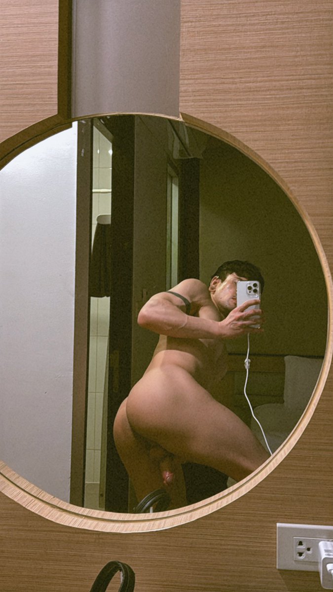 Coconut Milk🥥 💦💦 tweet media