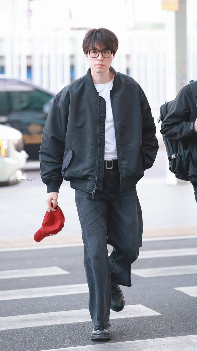 comma_dw's tweet image. 260130 icn #이동욱