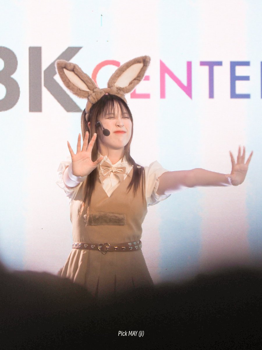 pickmayji's tweet photo. —(🎠❤️) mayji pic(k)

260125 : #12GatsunoKangarooTH 
BNK48 &amp; CGM48 Special Single “12-Gatsu no Kangaroo – จิงโจ้น้อยเดือนธันวาคม” Fansign &amp; Group Shot Event 

#MayjiBNK48 #BNK48
#BNK485thGeneration 
#จิงโจ้น้อยเดือนธันวาคม 
#12月のカンガルー https://t.co/GzMNsT702G