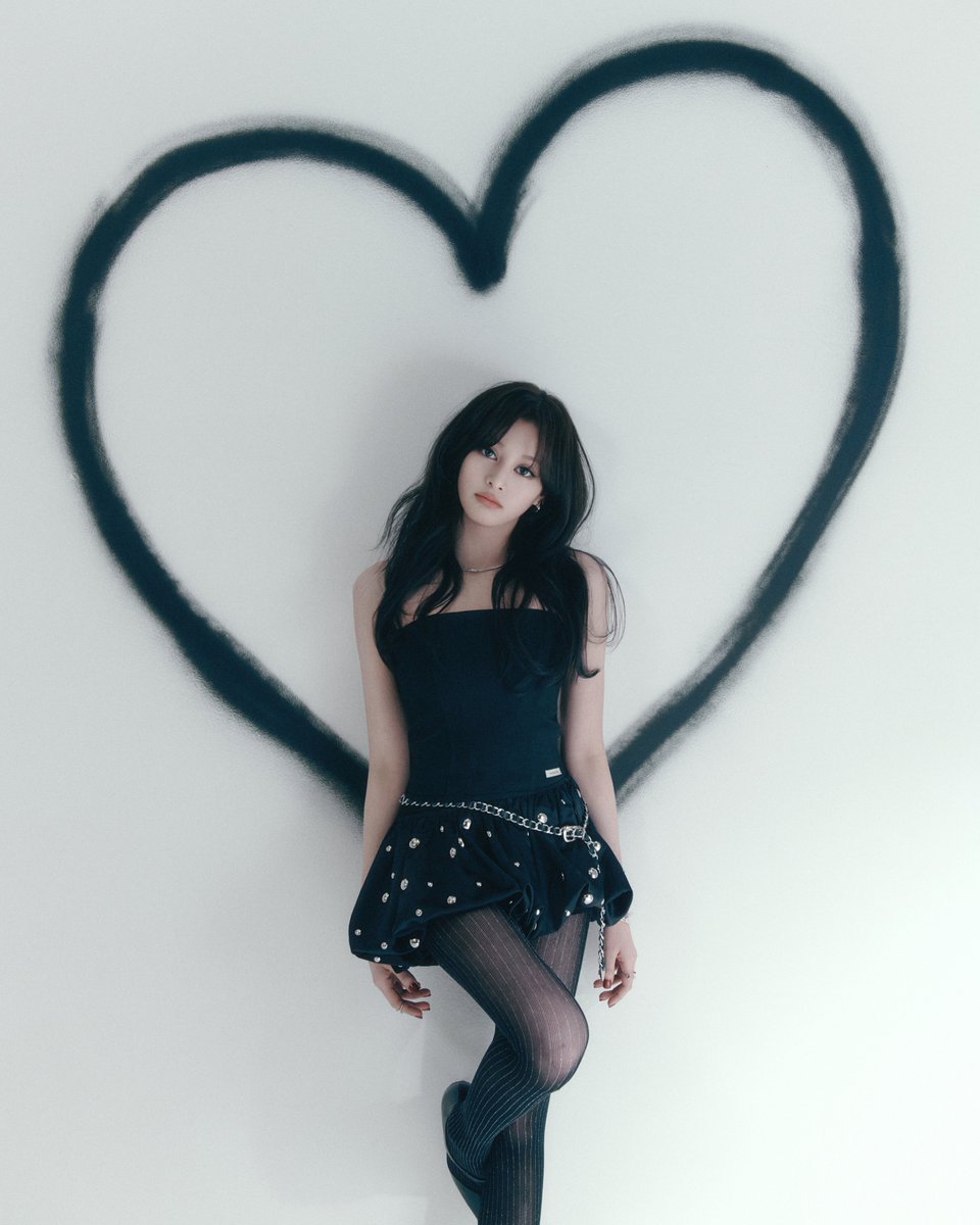 atheart_titan's tweet image. AtHeart : The New Black

#AtHeart #앳하트 #KATELYN #케이틀린 #THENEWBLACK #COMINGSOON