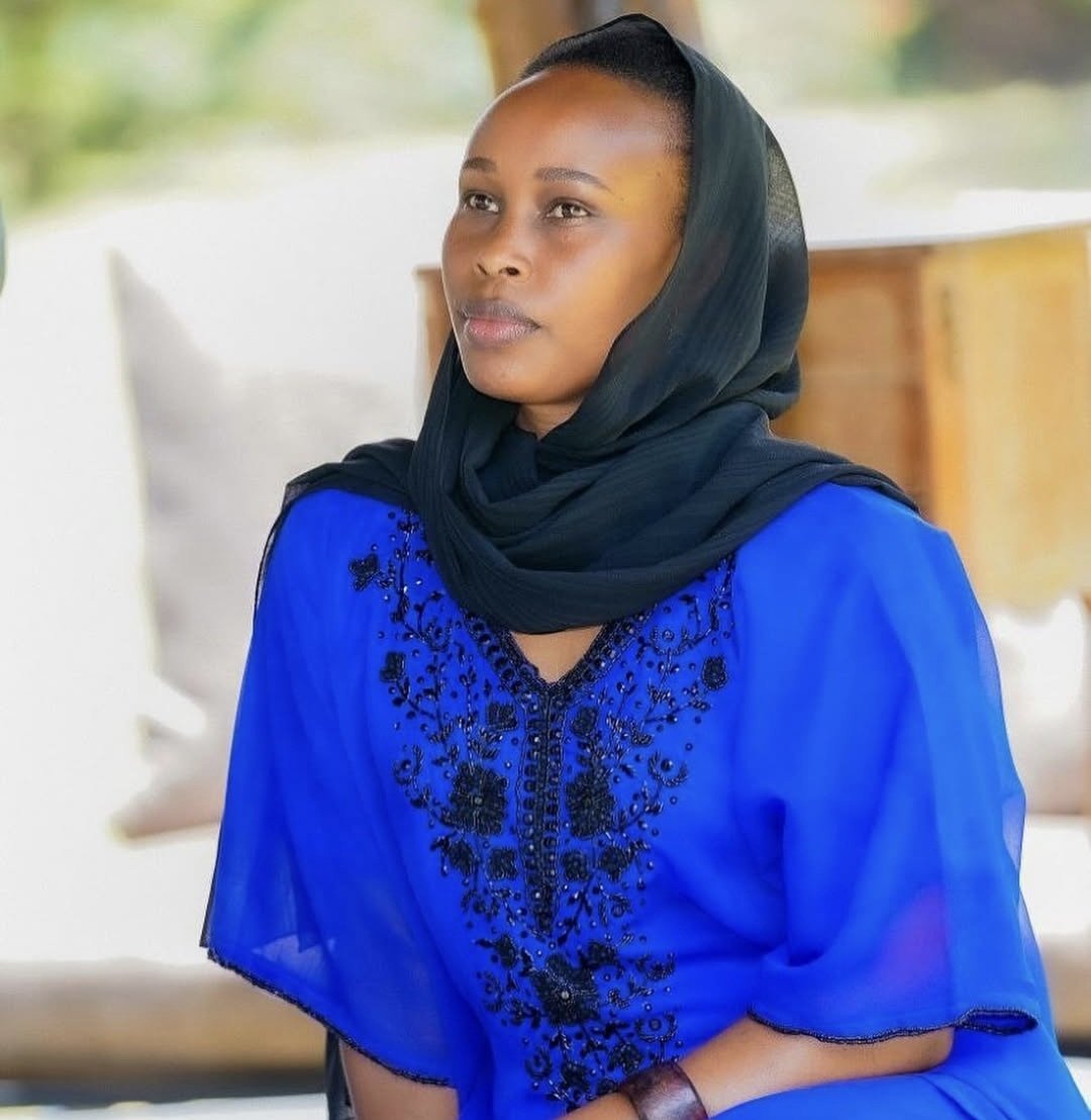 LuckyMbabazi's tweet image. Dear Barbie,
I know you already know this but i just wanted to remind you that you are a strong, loving,inteligent woman. I know certain things happen in our lives that make us doubt our worth, but i am here to remind you that you are loved, appreciated and you are enough.…