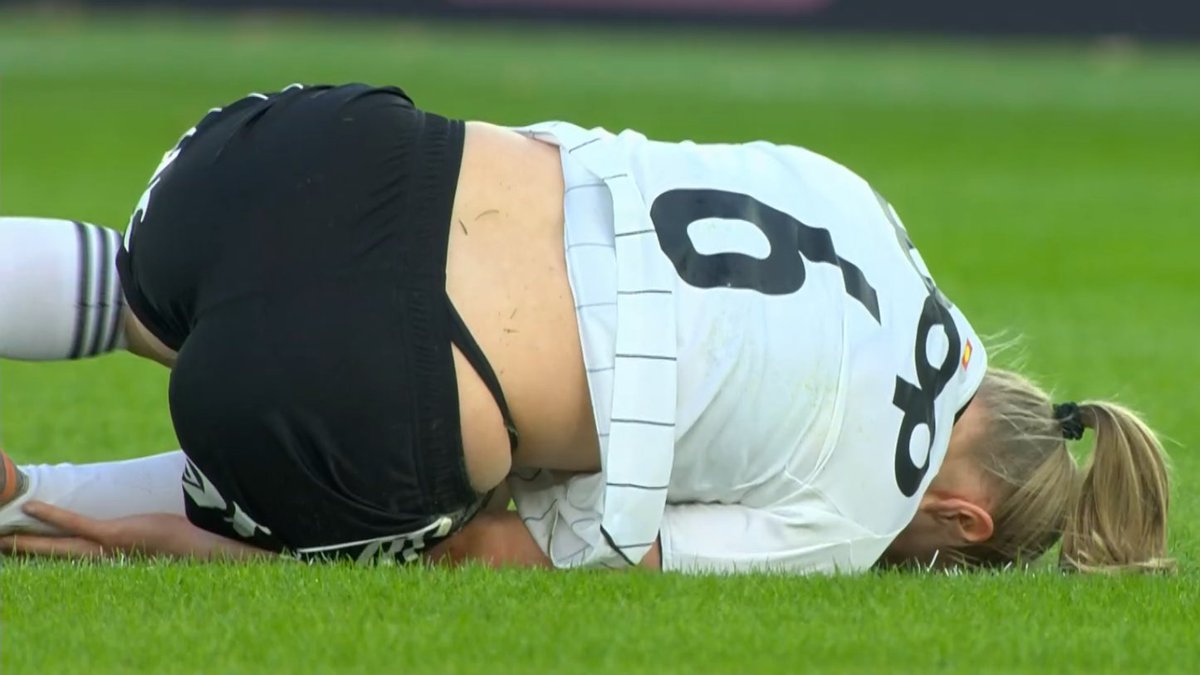 BrightsideM's tweet image. T of T's by Elin Sorum ➰👑
#UWCL #Rosenborg #Norway #BrightsideGirls