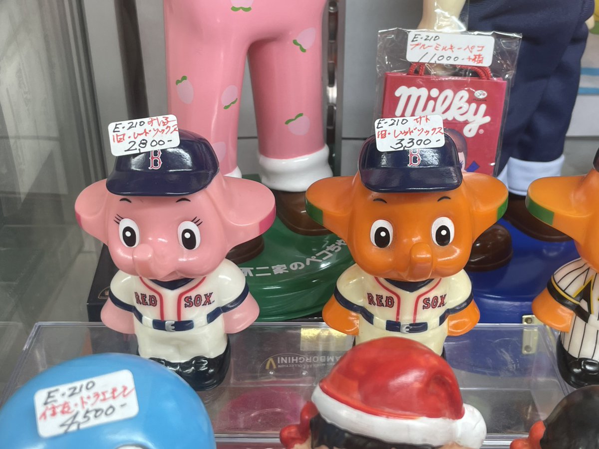 ☆E210ケースに入荷しました!! サトちゃん レッドソックス サト子