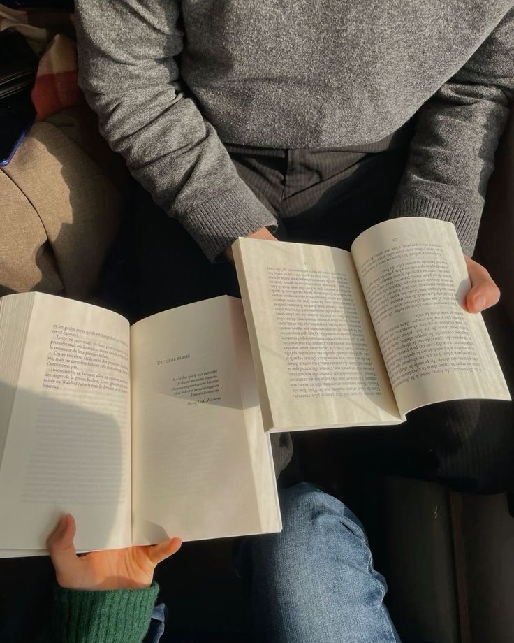 scarlettwants's tweet image. Bookshop date &amp;gt;&amp;gt;&amp;gt;