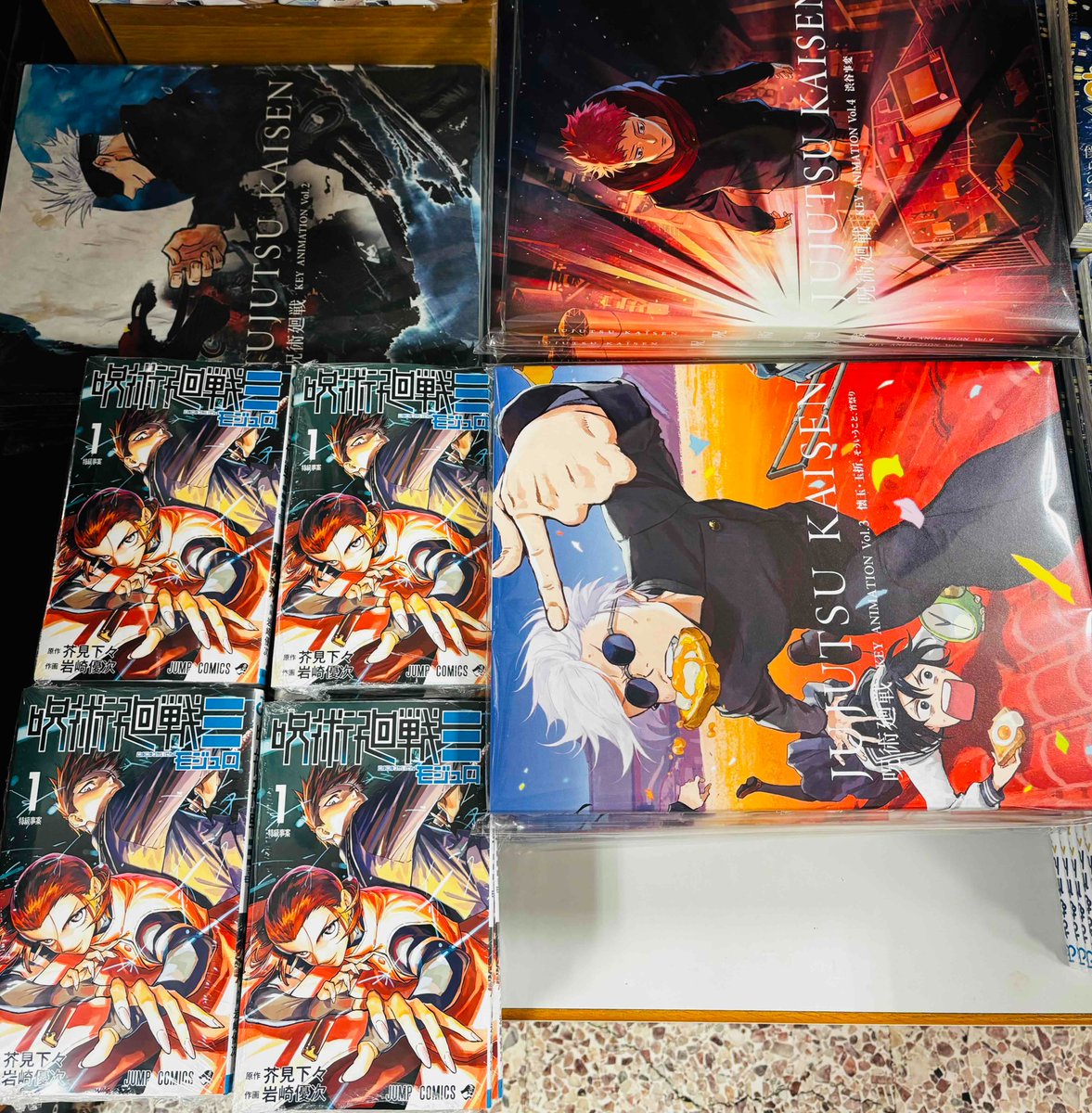 コミック】『 #呪術廻戦 KEY ANIMATION』Vol.3＆Vol.4が本日同時発売