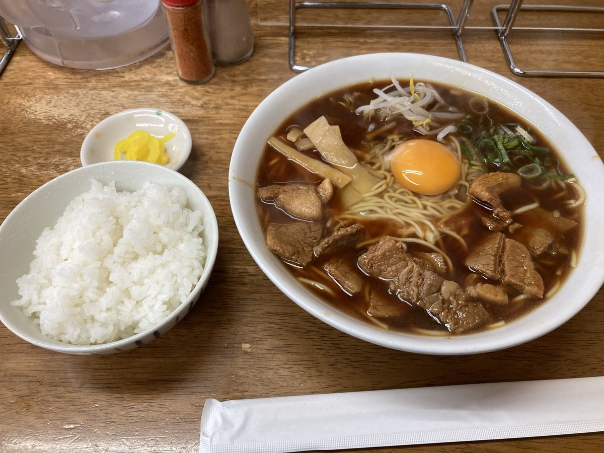 ようやく体調が良くなったので
御褒美のラーメンですwww🤣