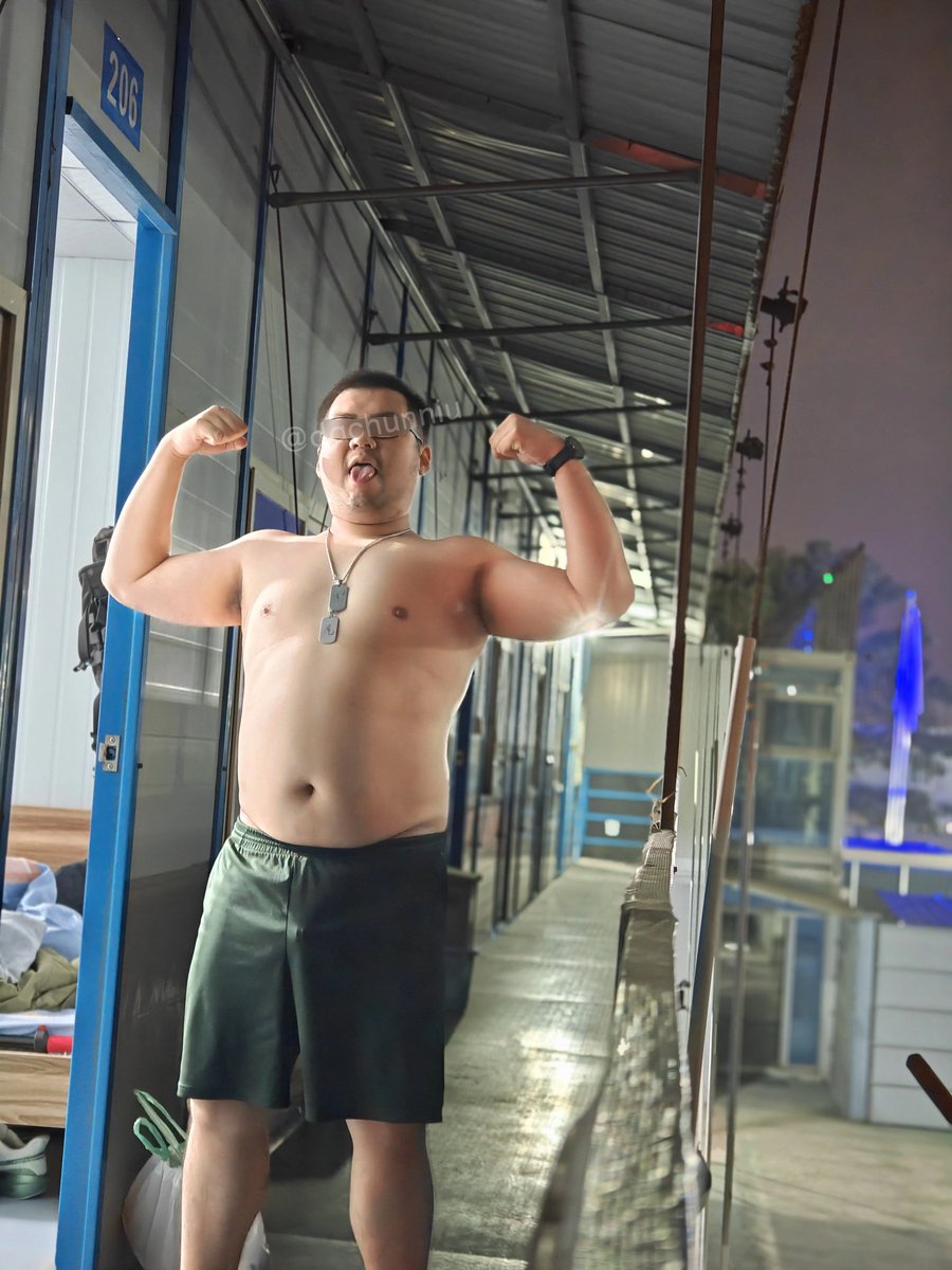 大憨牛 tweet media