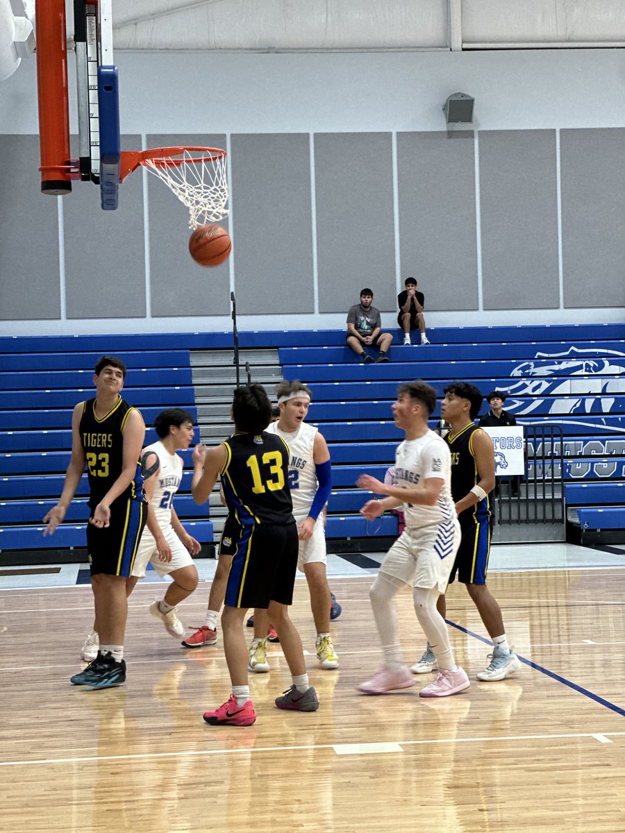 ROUND 2 BOUND 🐎🏀
The Health Professions Mustangs punch their ticket to the next round of the playoffs with a dominant 70–37 win over IDEA McAllen! 💪🔥

#MustangStrong
#MustangPride 
#PlayoffRun 
#Round2 
#HPMustangs