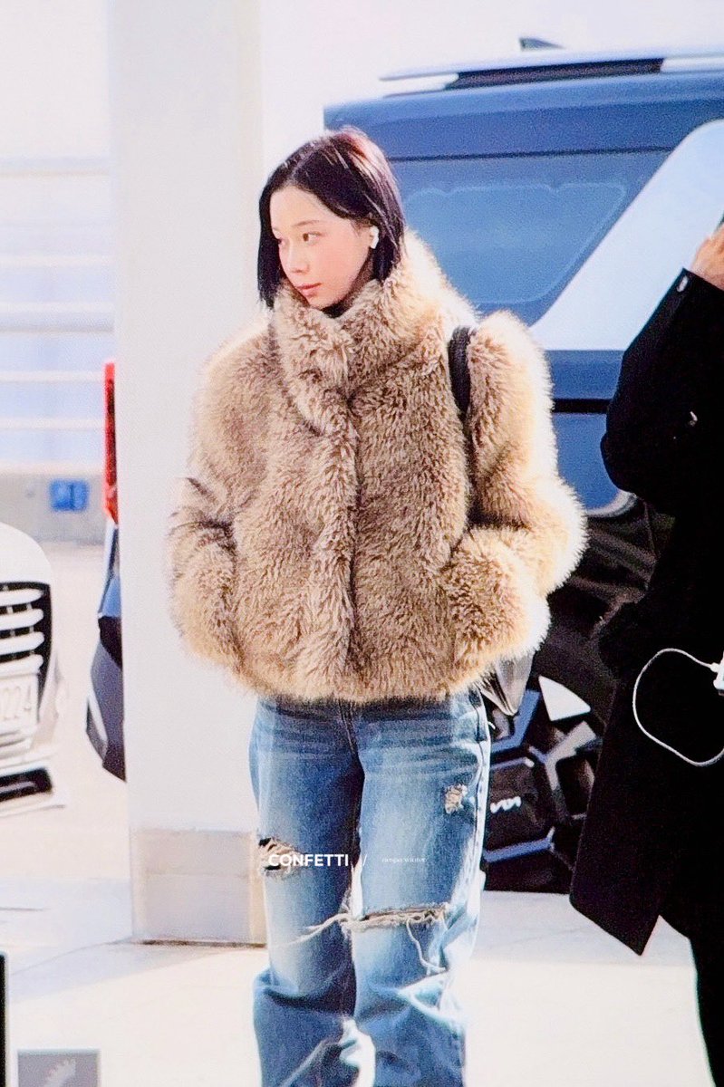 confetti tweet media