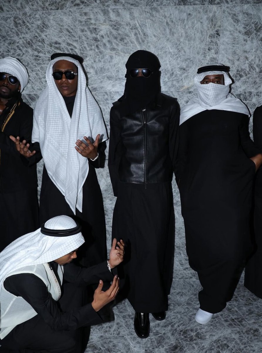 T (@1millionincash) on Twitter photo 